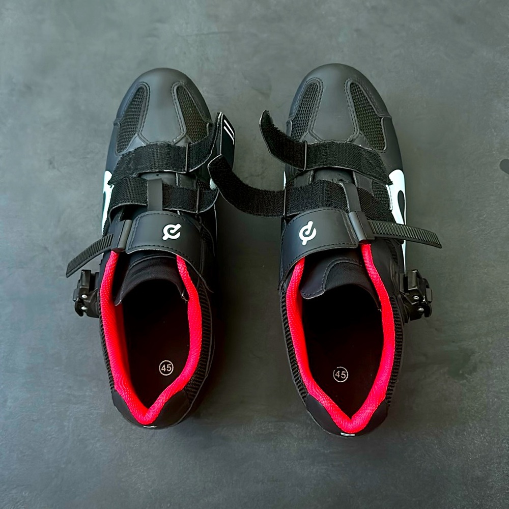 Peloton shoes. Size 45.